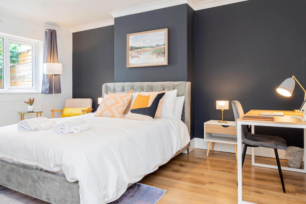Charming 2-Bedroom Flat With A Garden And Free Parking At Abingdon Оксфорд Екстер'єр фото